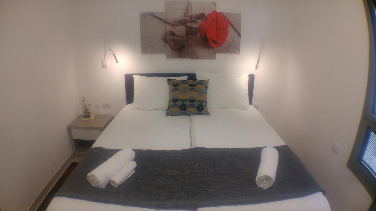 Naama New Boutique Apartment Jerusalem Exterior photo